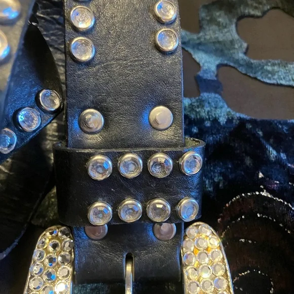 BLACK LEATHER STUDDED BELT BIG RHINESTONE BUCKLE ALL INTACT